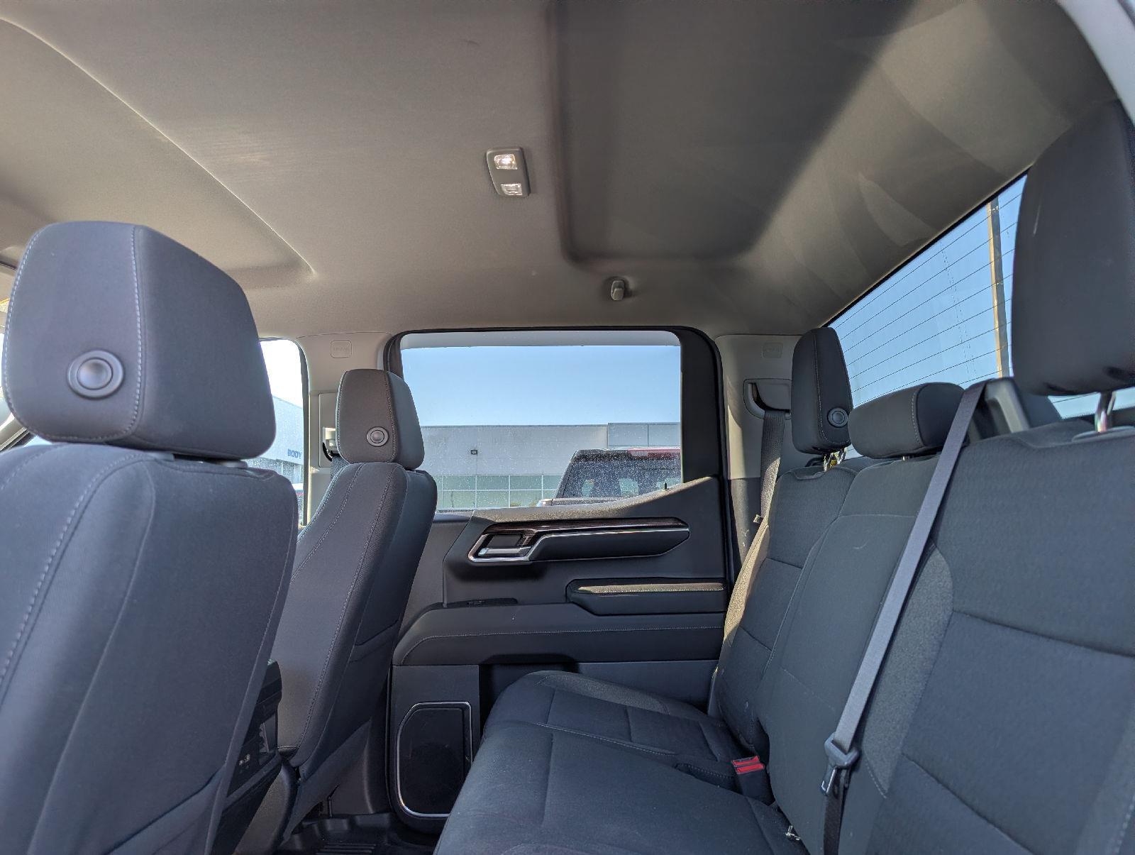 Used 2023 Northsky Blue Metallic Chevrolet LT image 16
