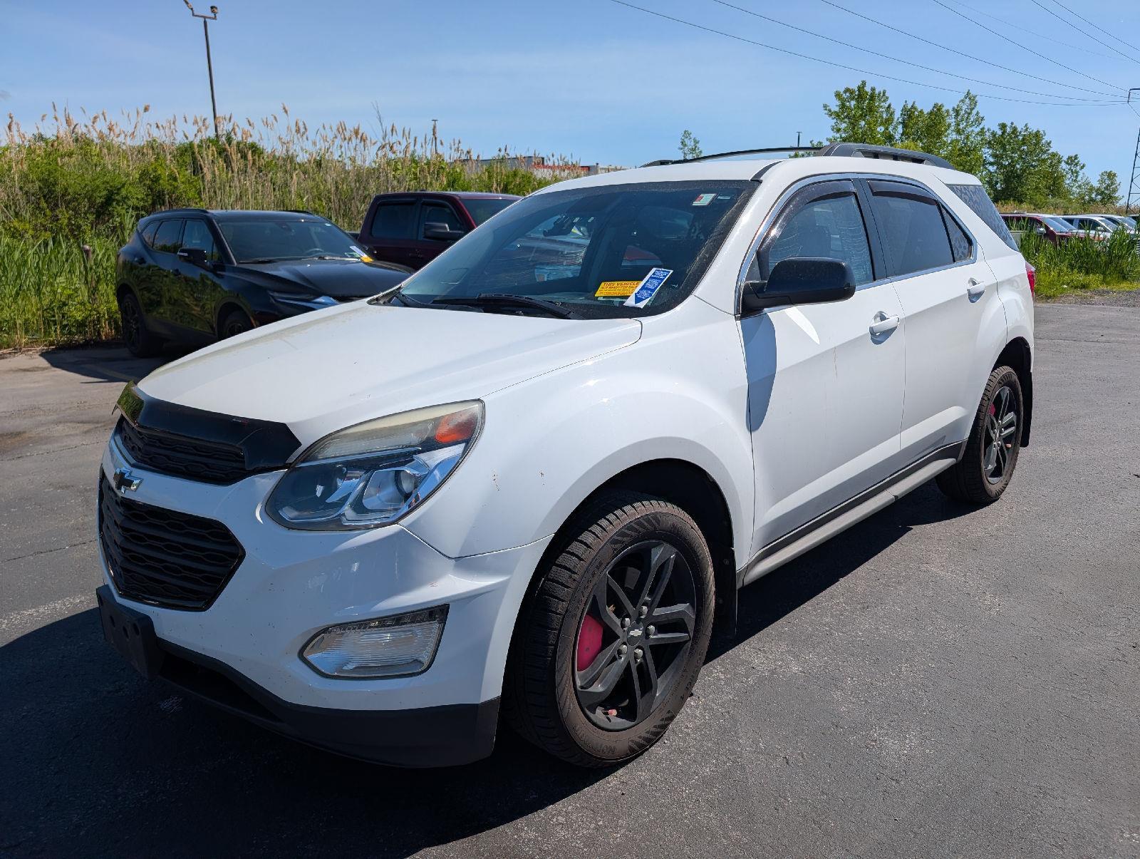 Used 2017 Summit White Chevrolet LT image 4