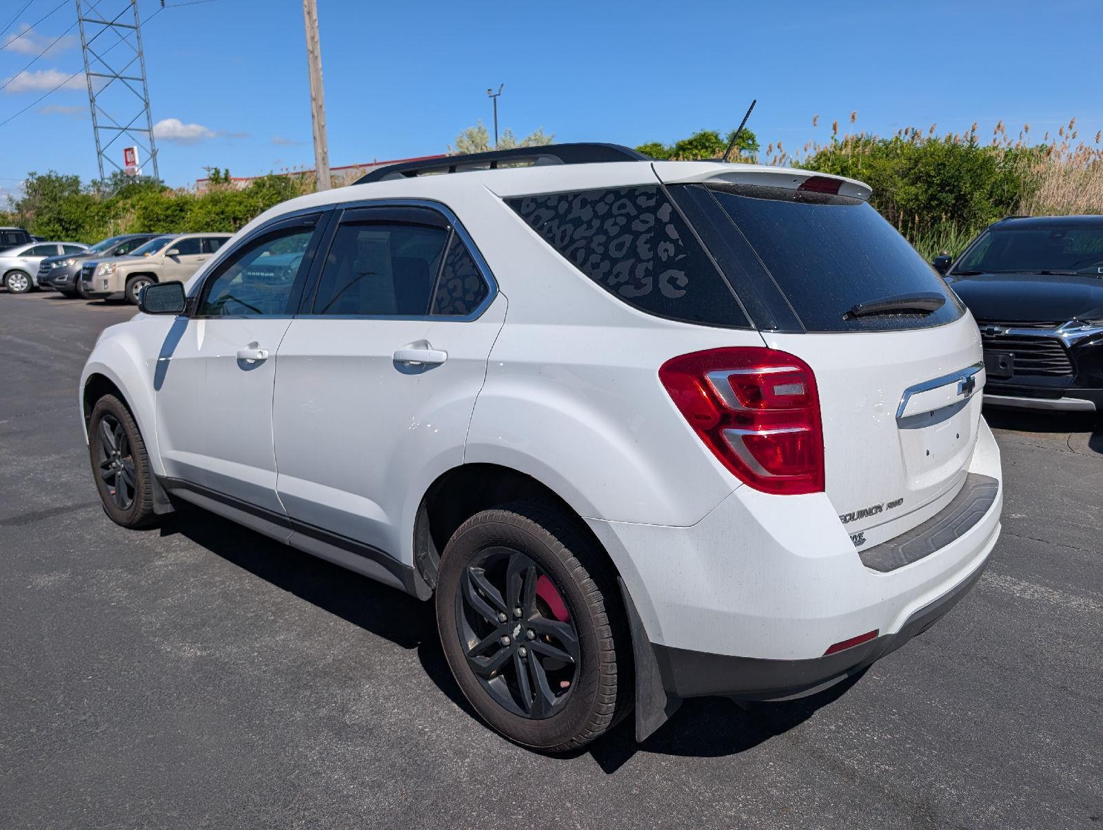 Used 2017 Summit White Chevrolet LT image 5