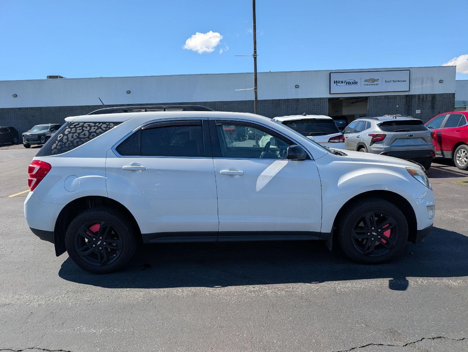 Used 2017 Summit White Chevrolet LT image 7