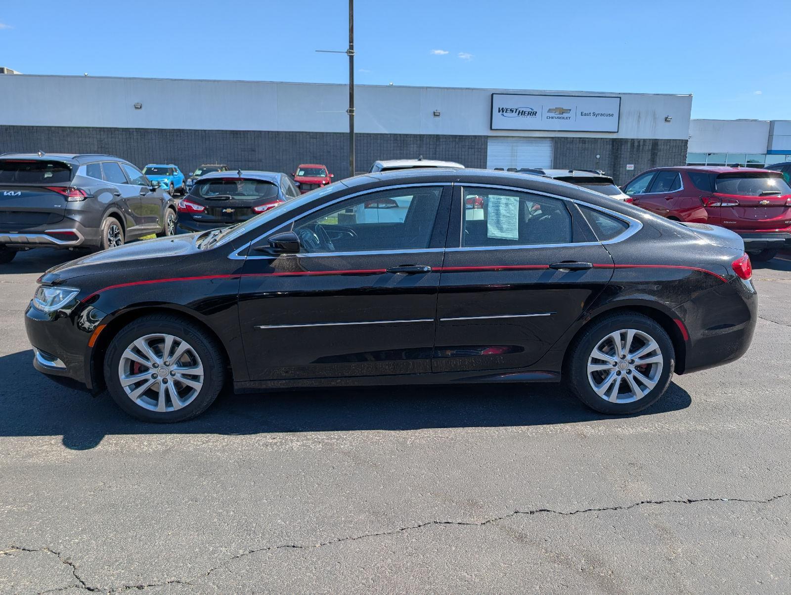 Used 2015 Black Clearcoat Chrysler Limited image 5