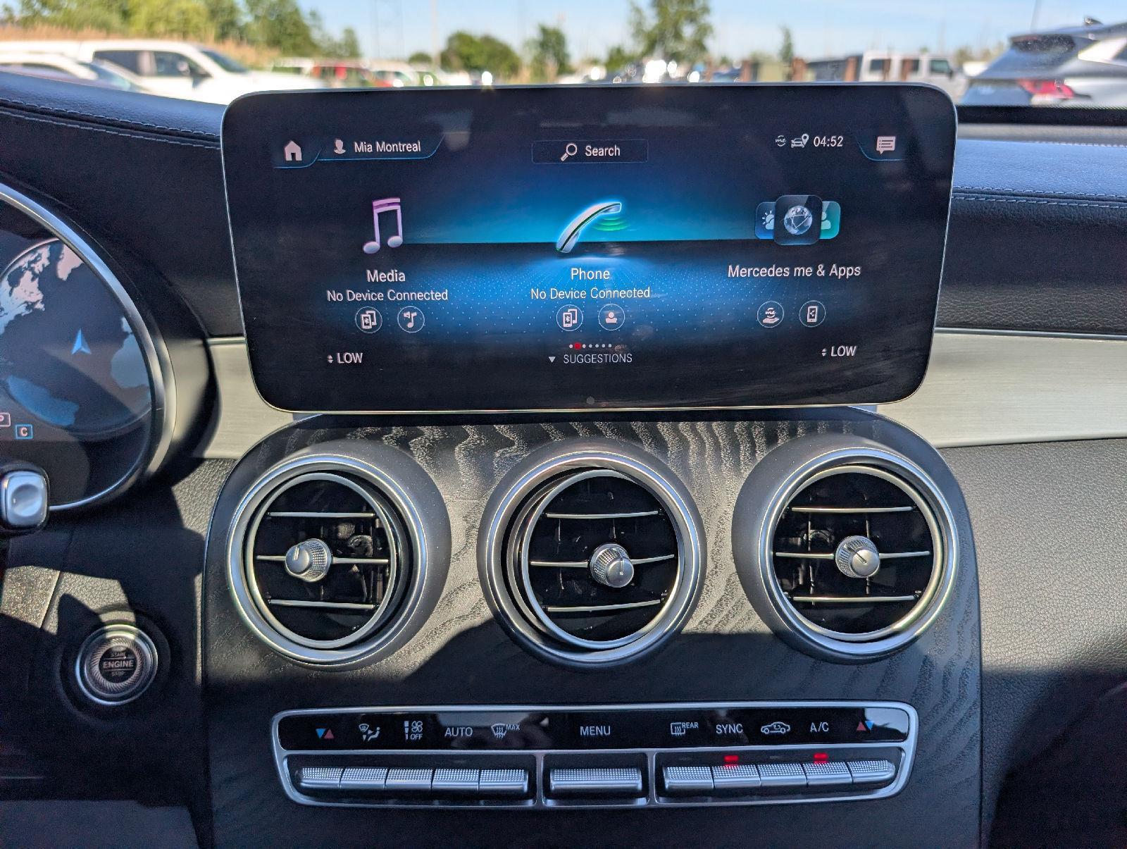 Used 2023  Mercedes-Benz GLC 300 image 15