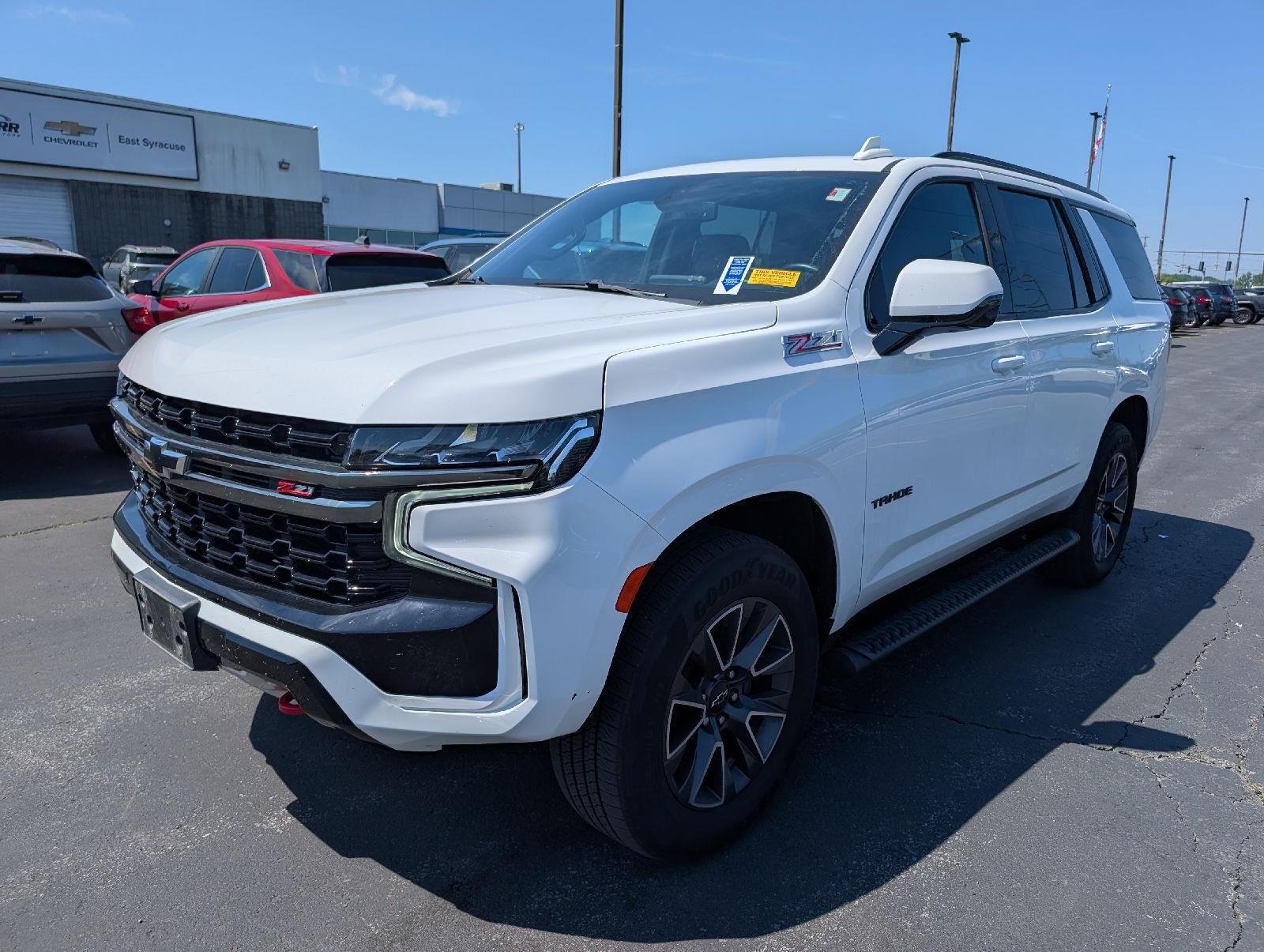 Used 2022 Summit White Chevrolet Z71 image 4