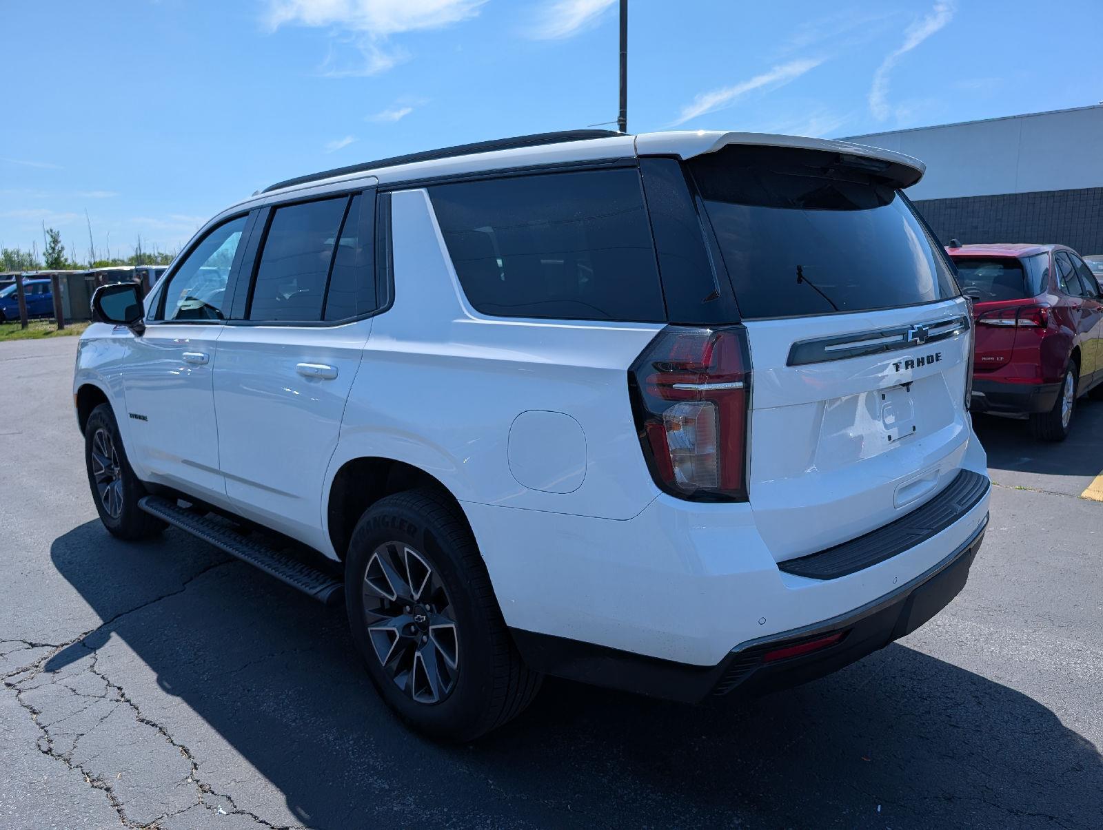 Used 2022 Summit White Chevrolet Z71 image 6