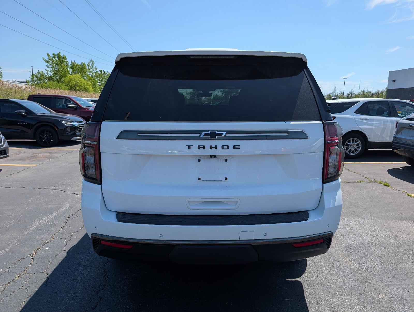 Used 2022 Summit White Chevrolet Z71 image 8