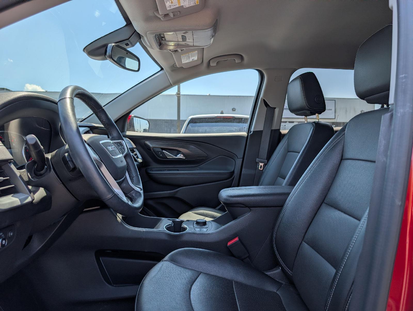 Used 2024 Volcanic Red Tintcoat GMC SLT image 8