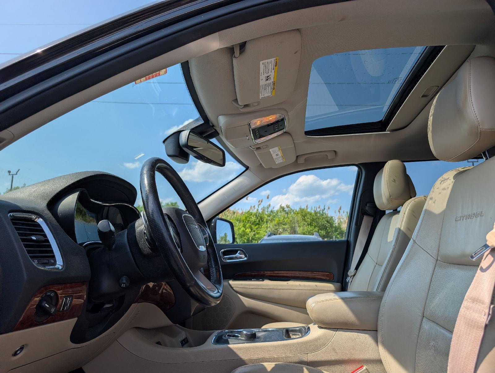 Used 2016 Luxury Brown Pearlcoat Dodge Citadel image 8