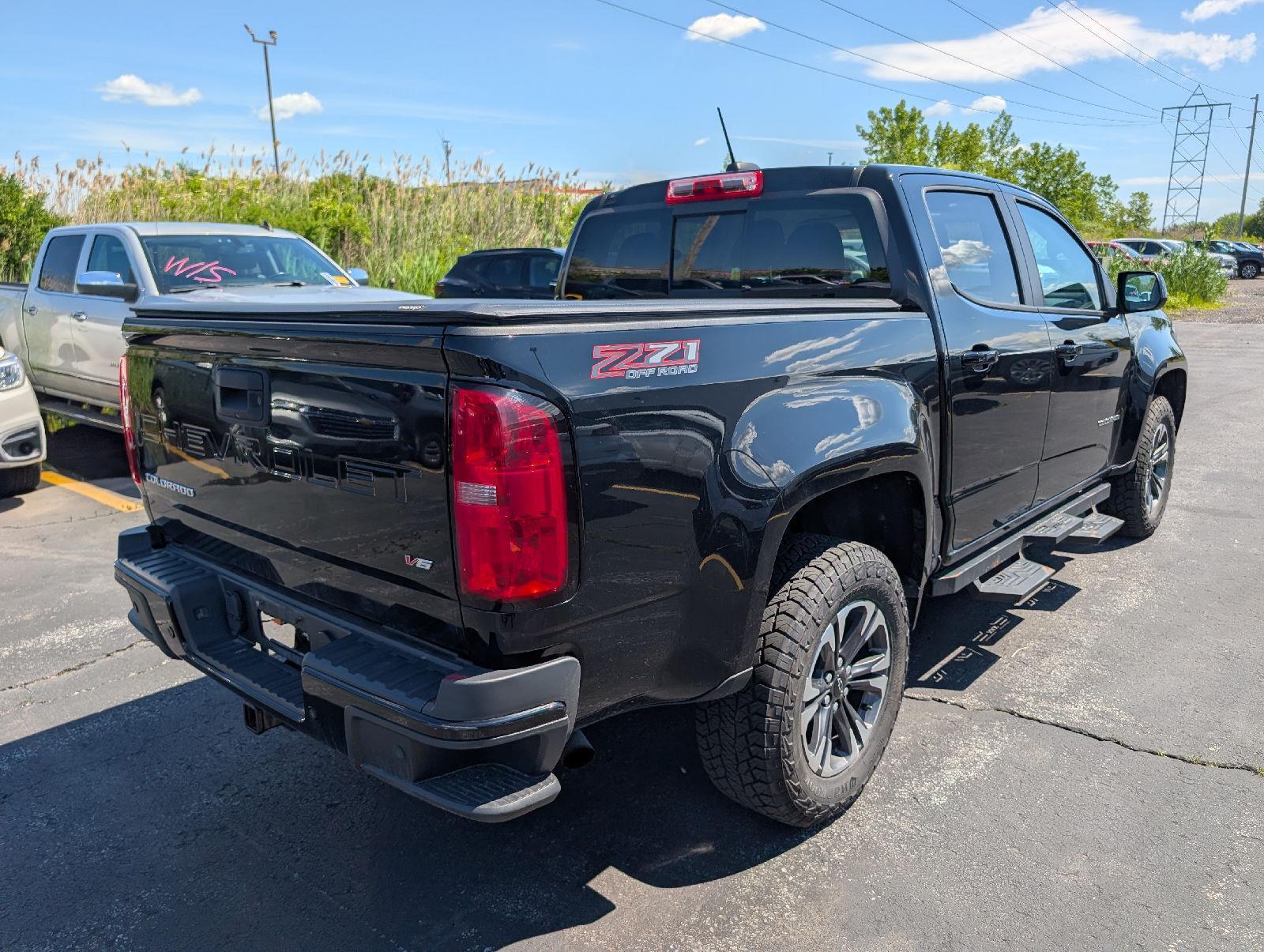 Used 2022 Black Chevrolet 4WD Z71 image 7