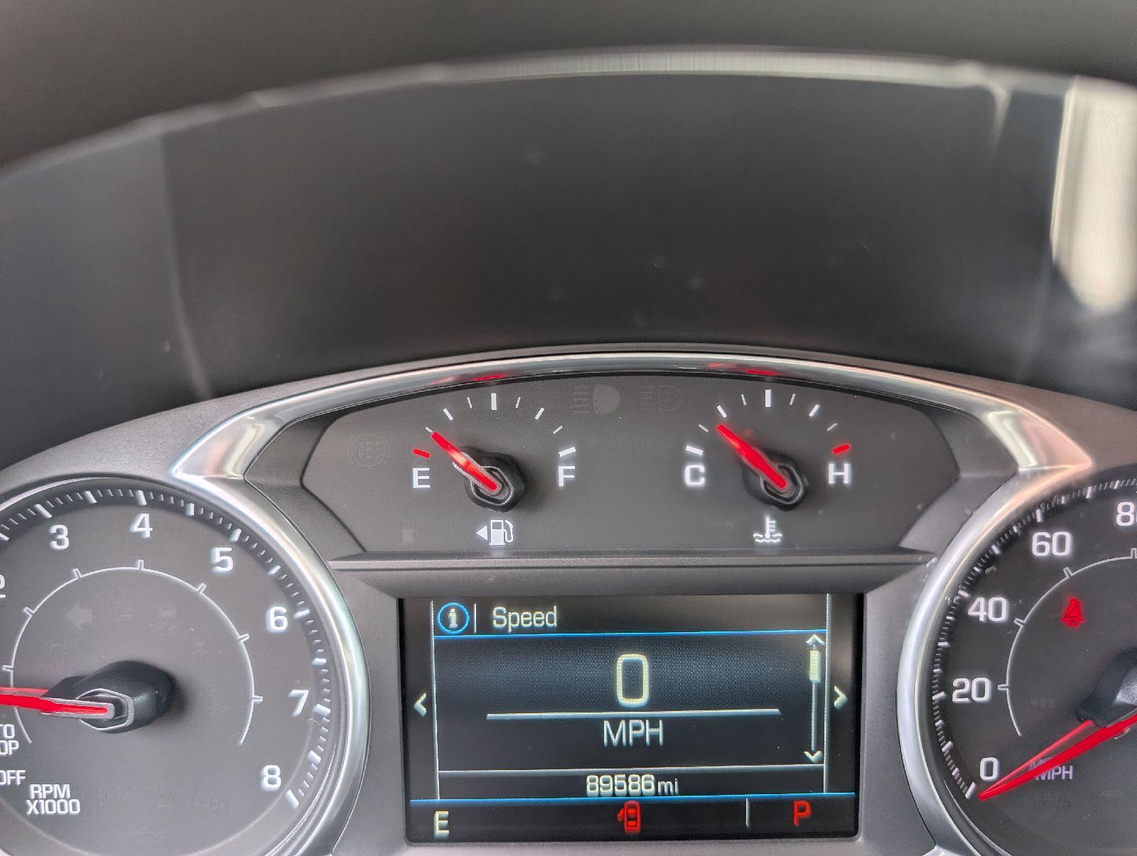 Used 2018 Graphite Gray Metallic GMC SLE image 12