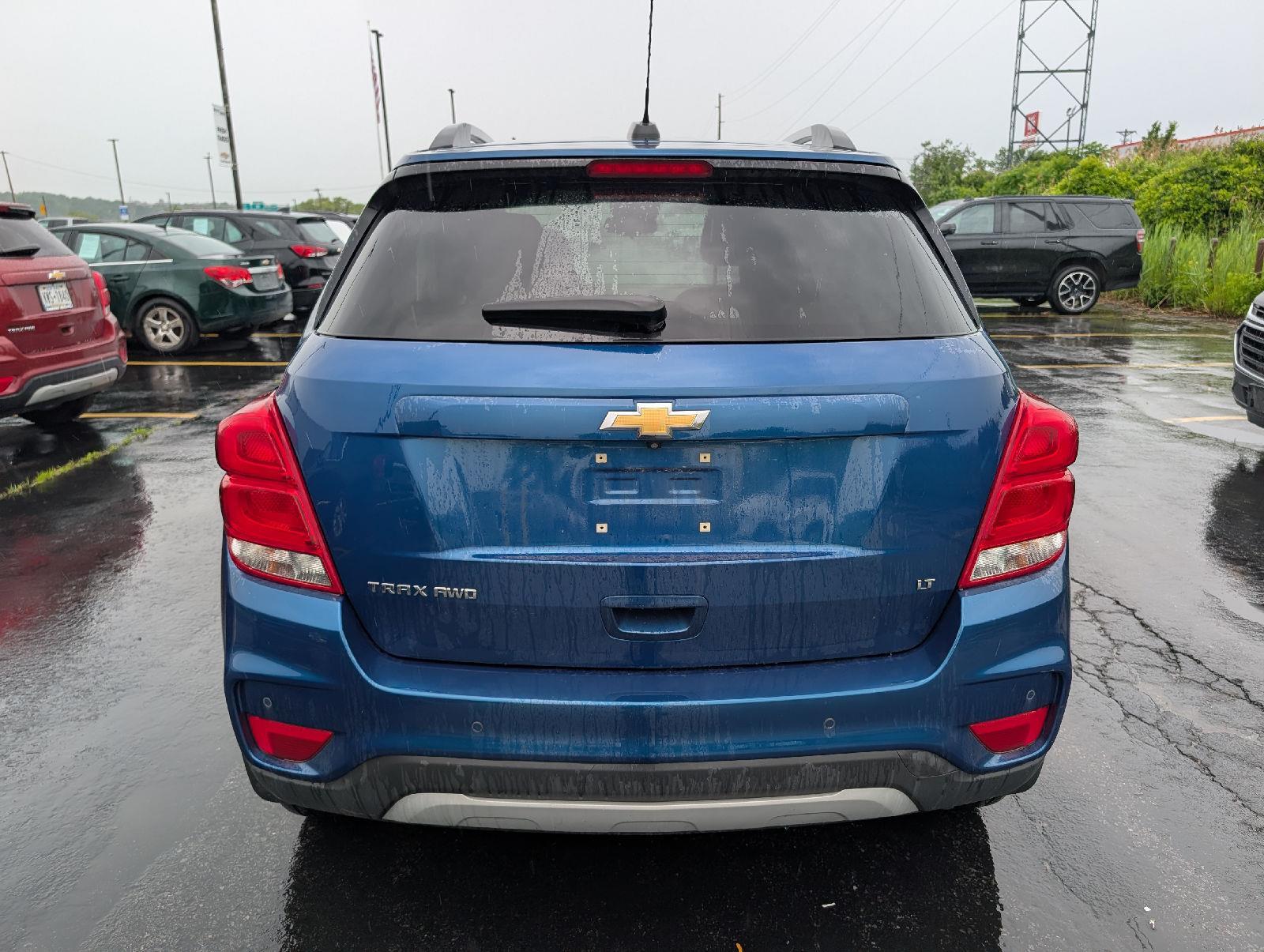 Used 2019 Pacific Blue Metallic Chevrolet LT image 7