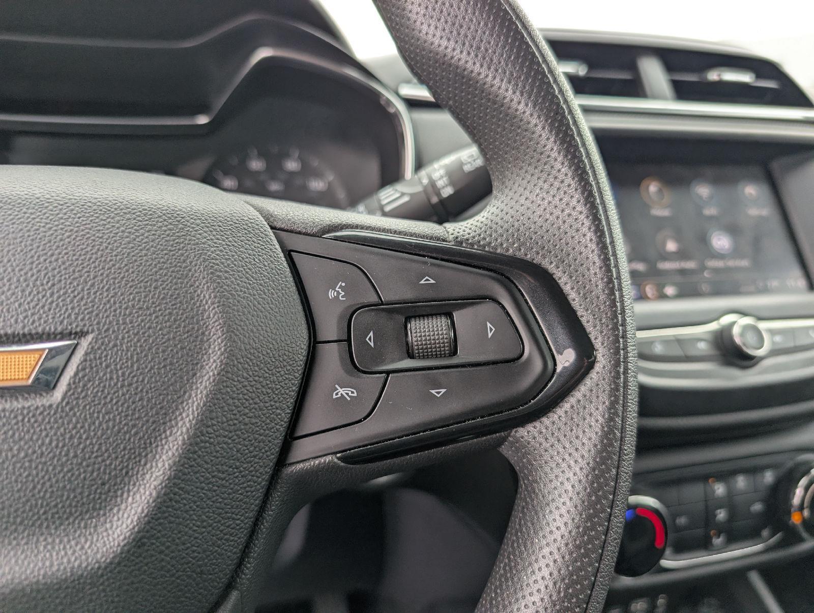 Used 2023 Mosaic Black Metallic Chevrolet LT image 13
