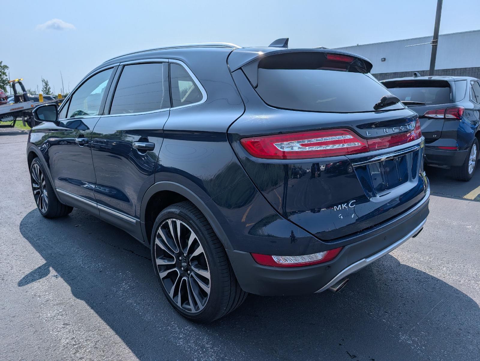 Used 2019 Rhapsody Blue Lincoln Reserve image 5
