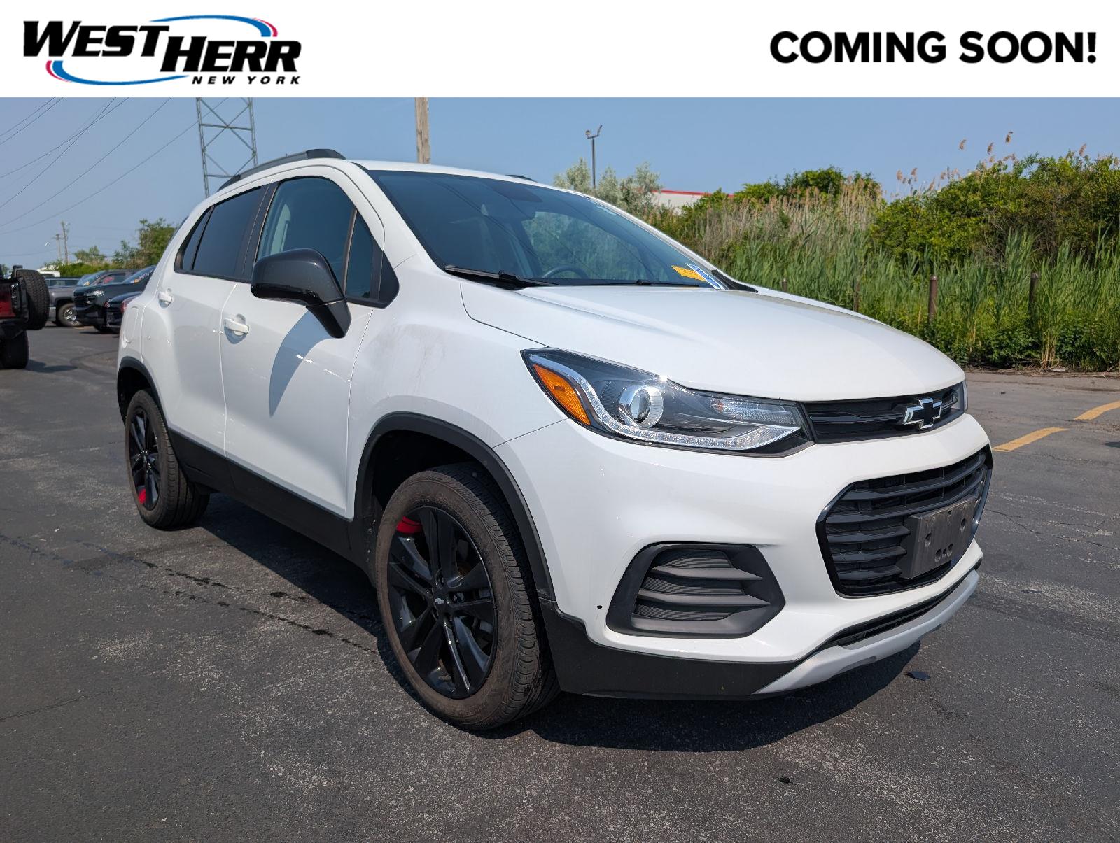 Summit White 2022 Chevrolet Trax SUV / Crossover All-Wheel Drive 6-Speed Automatic