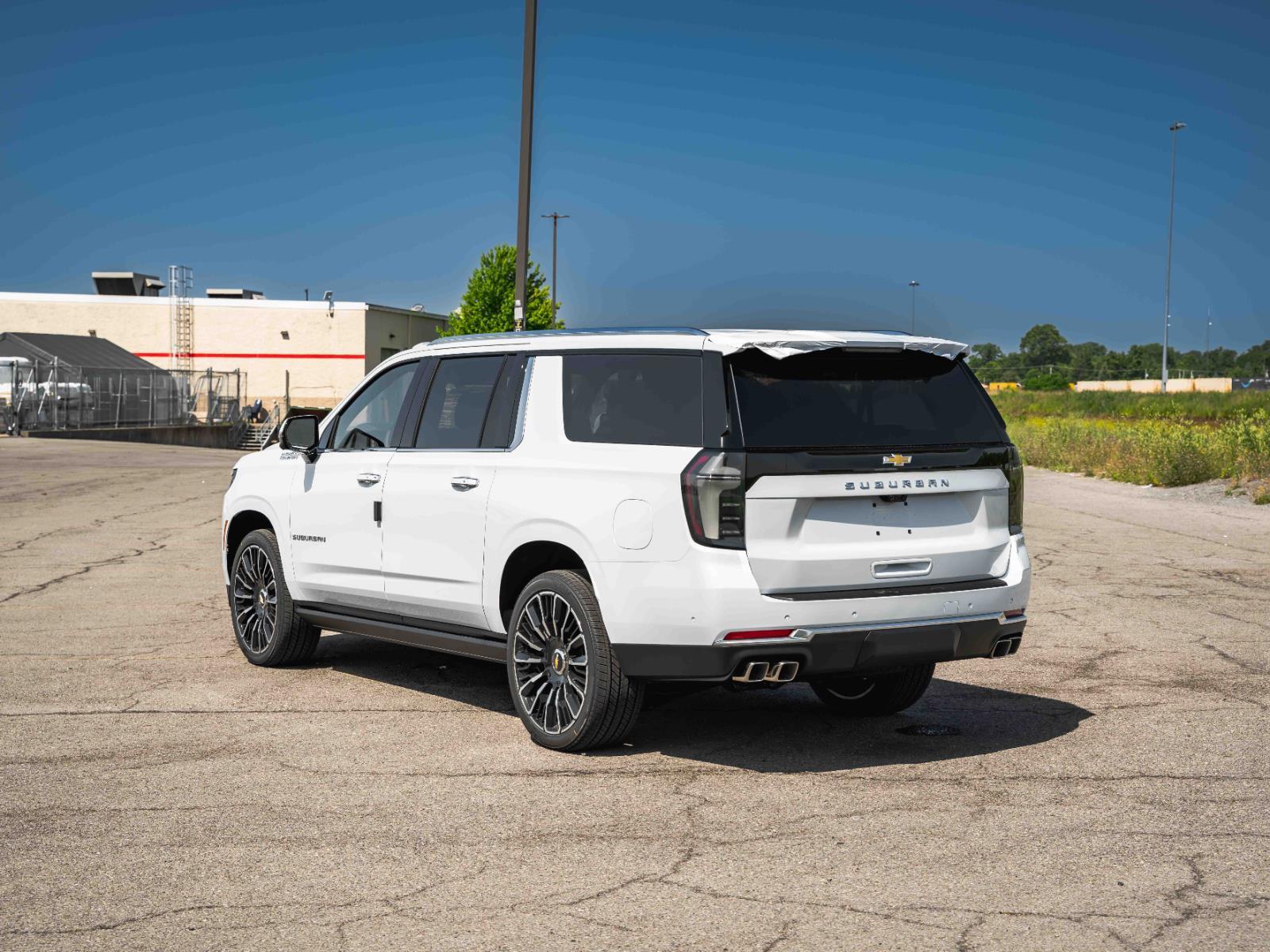 New 2026 Polar White Tricoat Chevrolet High Country image 9