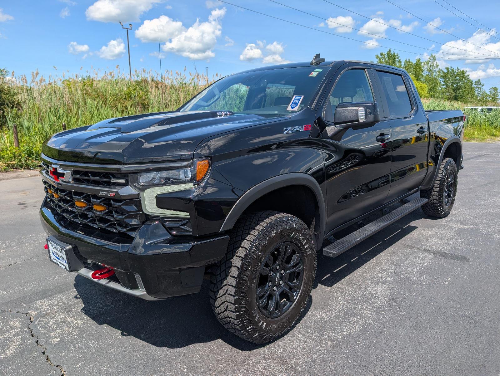 Used 2023 Black Chevrolet ZR2 image 4