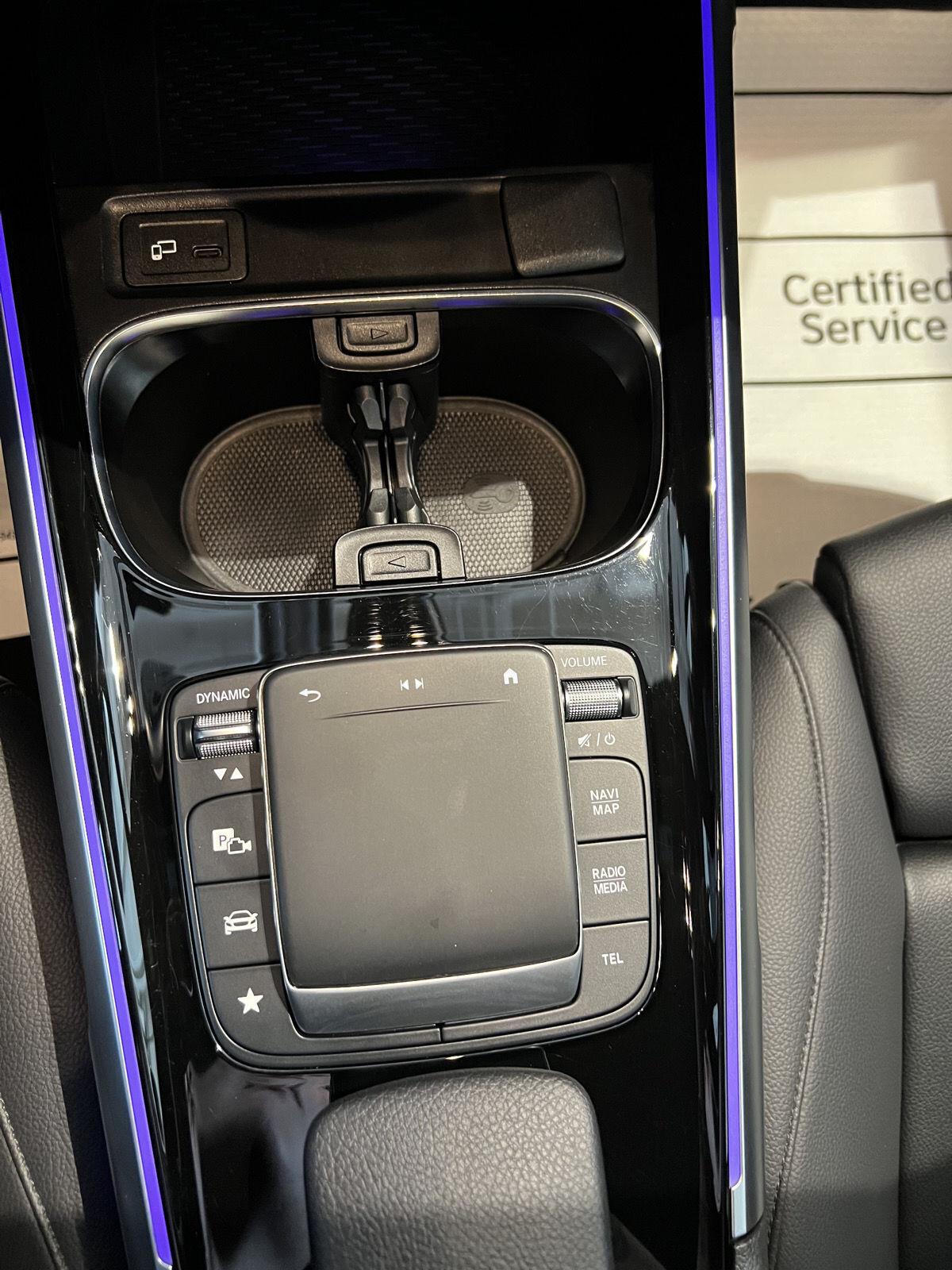 Used 2021 Mountain Grey Metallic Mercedes-Benz GLB 250 image 19