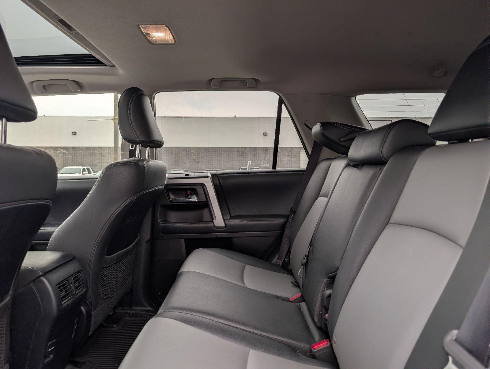 Used 2019 Magnetic Gray Metallic Toyota SR5 Premium image 10