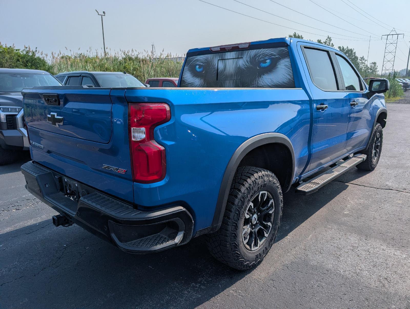 Used 2022 Glacier Blue Metallic Chevrolet ZR2 image 7
