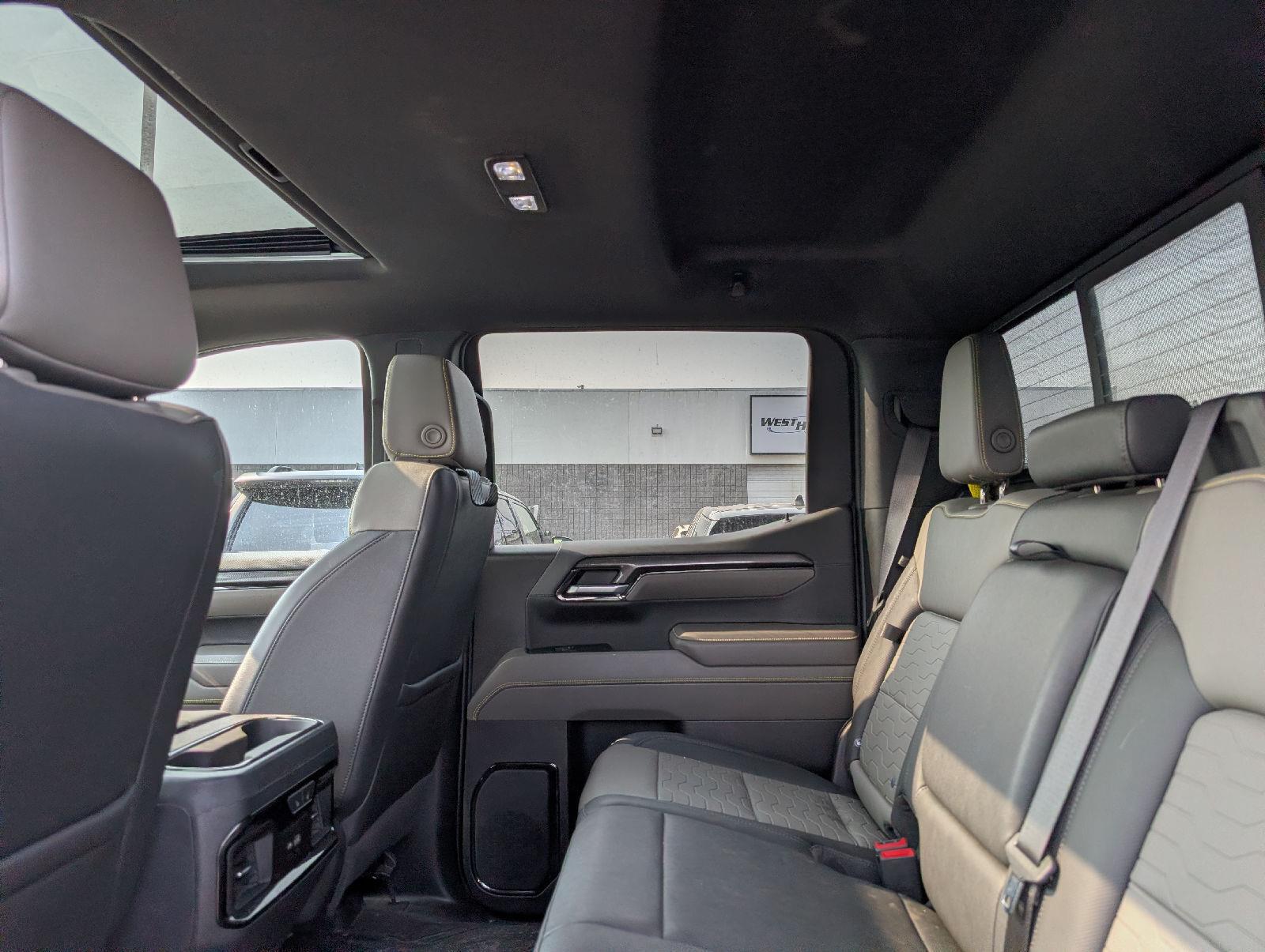 Used 2022 Glacier Blue Metallic Chevrolet ZR2 image 9