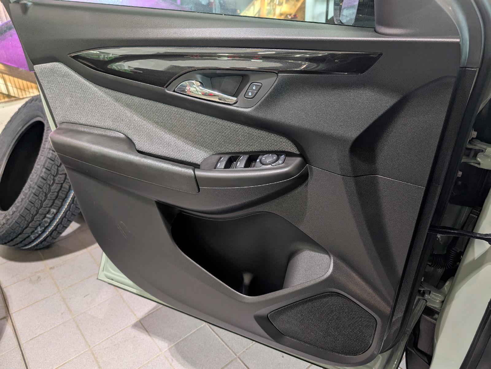Used 2026 Green Chevrolet LT image 11
