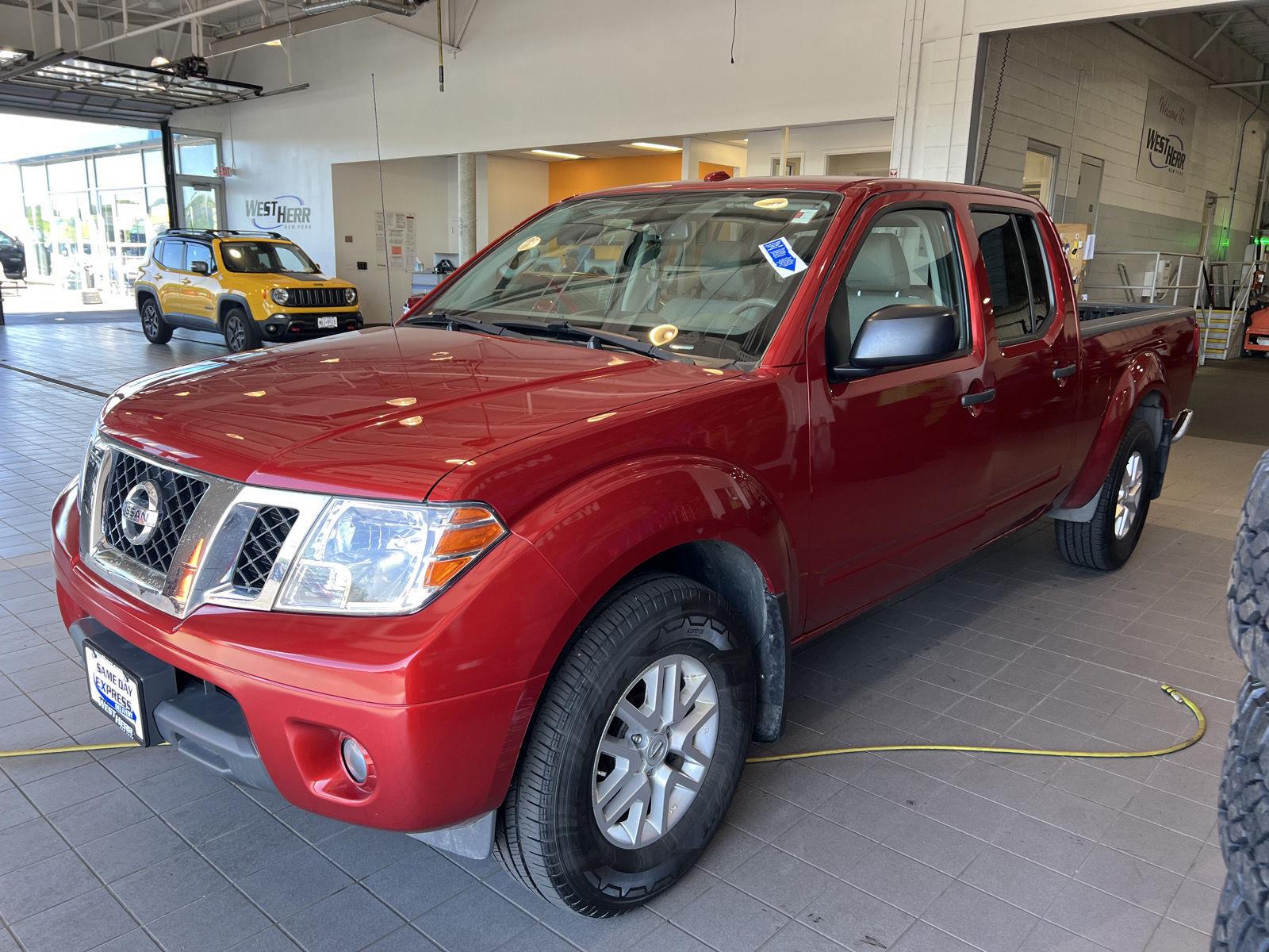 View vehicle photo 4