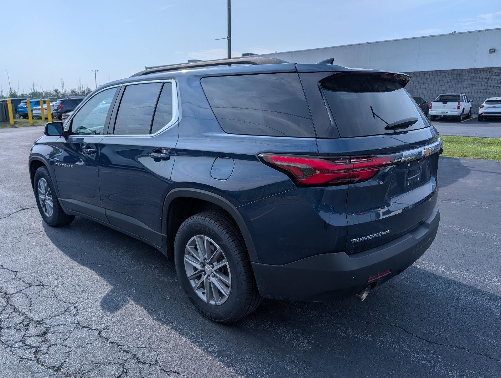 Used 2023 Northsky Blue Metallic Chevrolet LT Cloth image 6