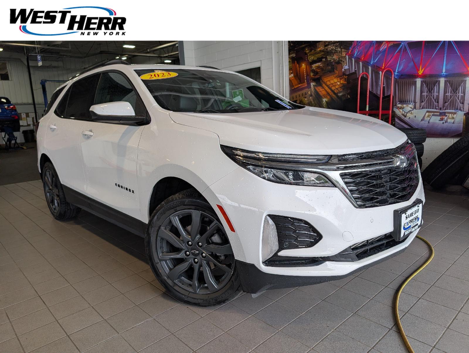 Summit White 2023 Chevrolet Equinox SUV / Crossover Four-Wheel Drive 6-Speed Automatic
