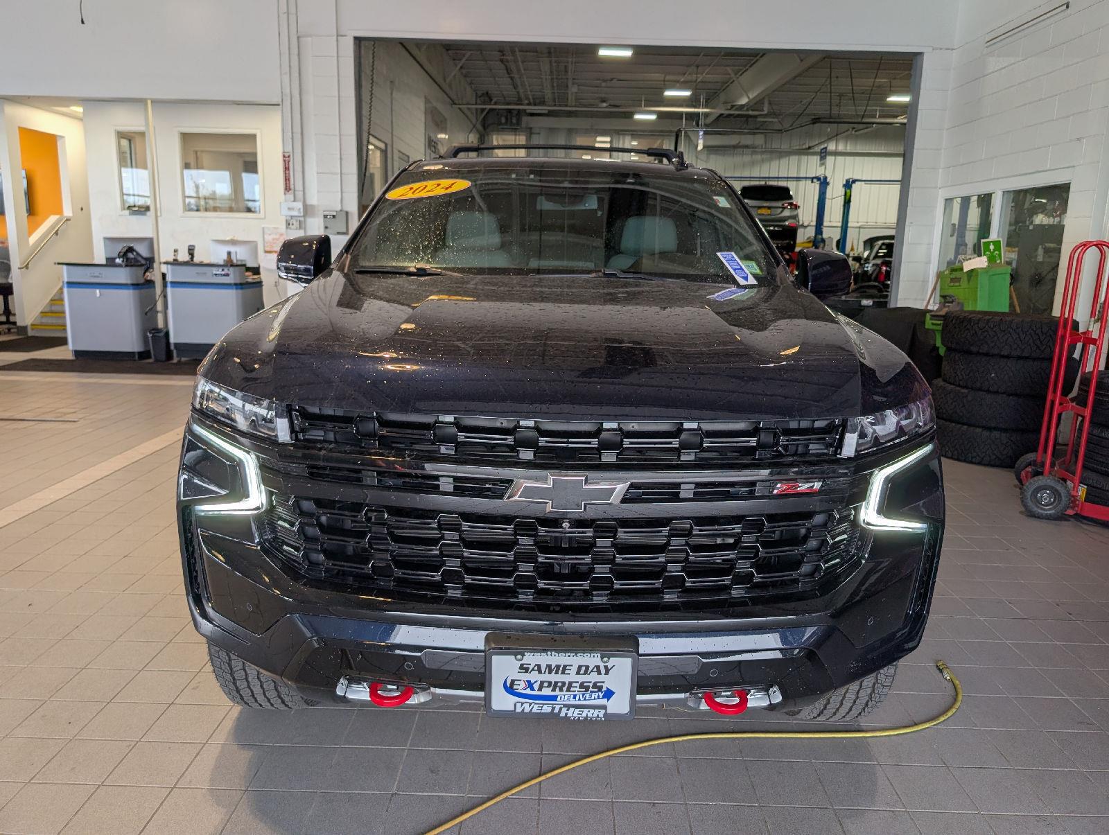 Used 2024 Midnight Blue Metallic Chevrolet Z71 image 2