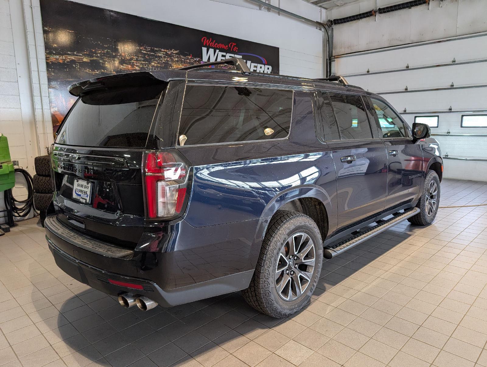 Used 2024 Midnight Blue Metallic Chevrolet Z71 image 10