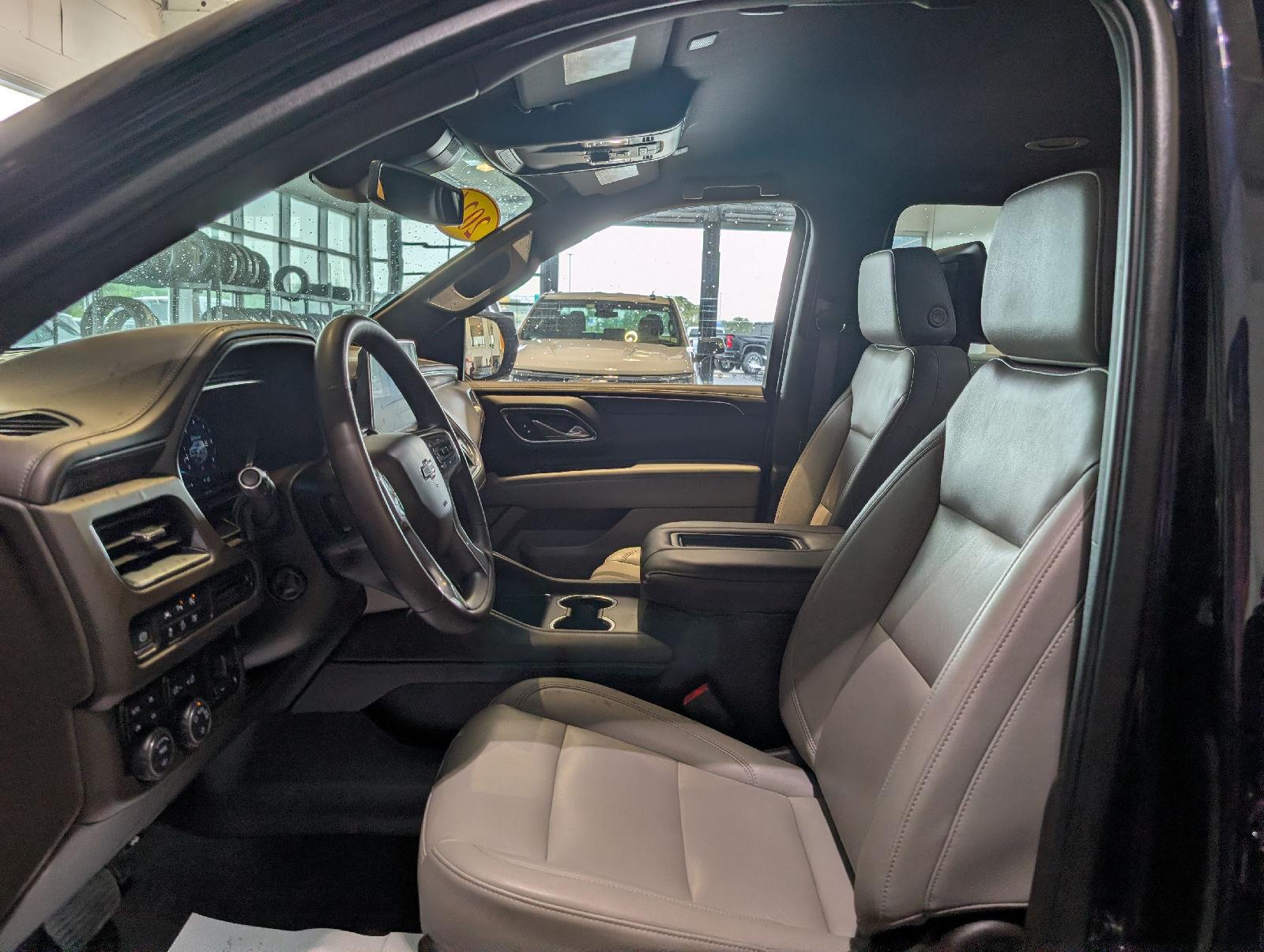 Used 2024 Midnight Blue Metallic Chevrolet Z71 image 21