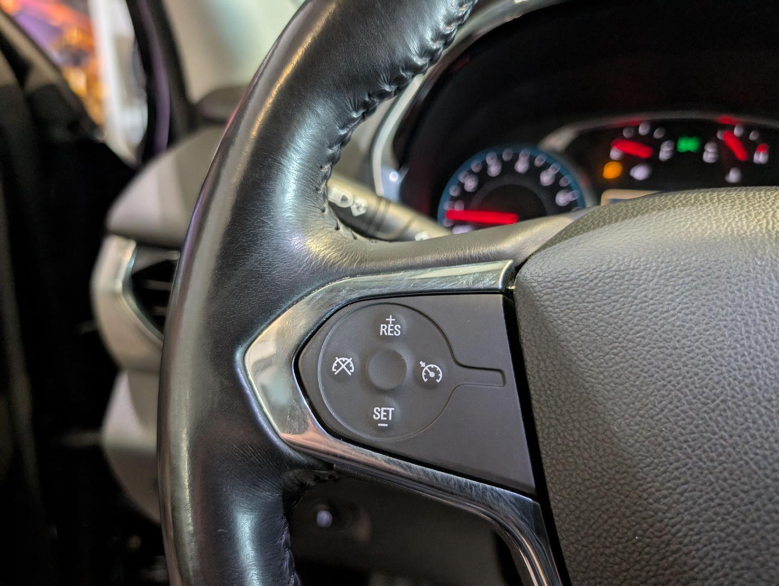 Used 2020 Mosaic Black Metallic Chevrolet LT Cloth image 20