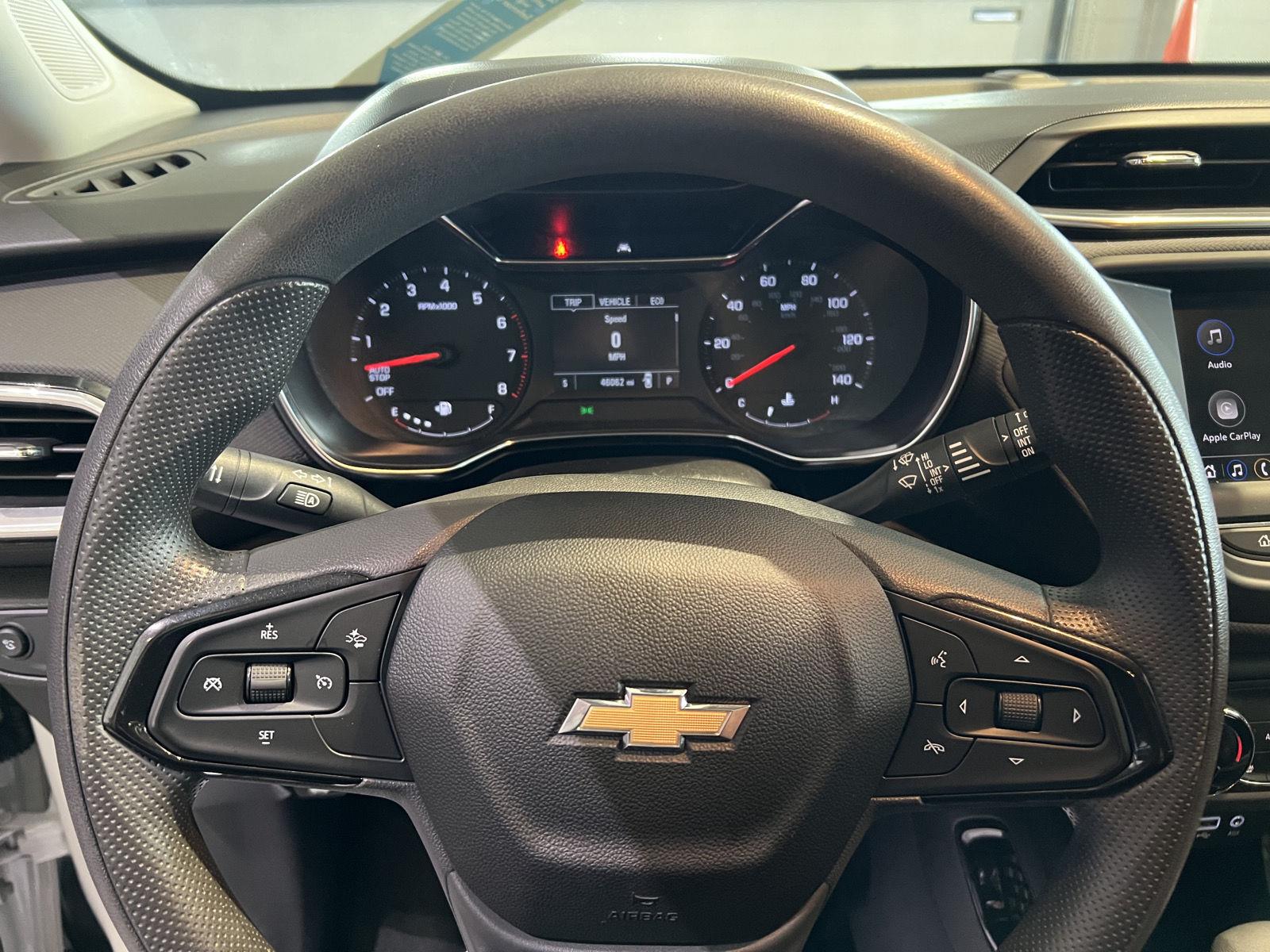 Used 2022 Summit White Chevrolet LT image 15