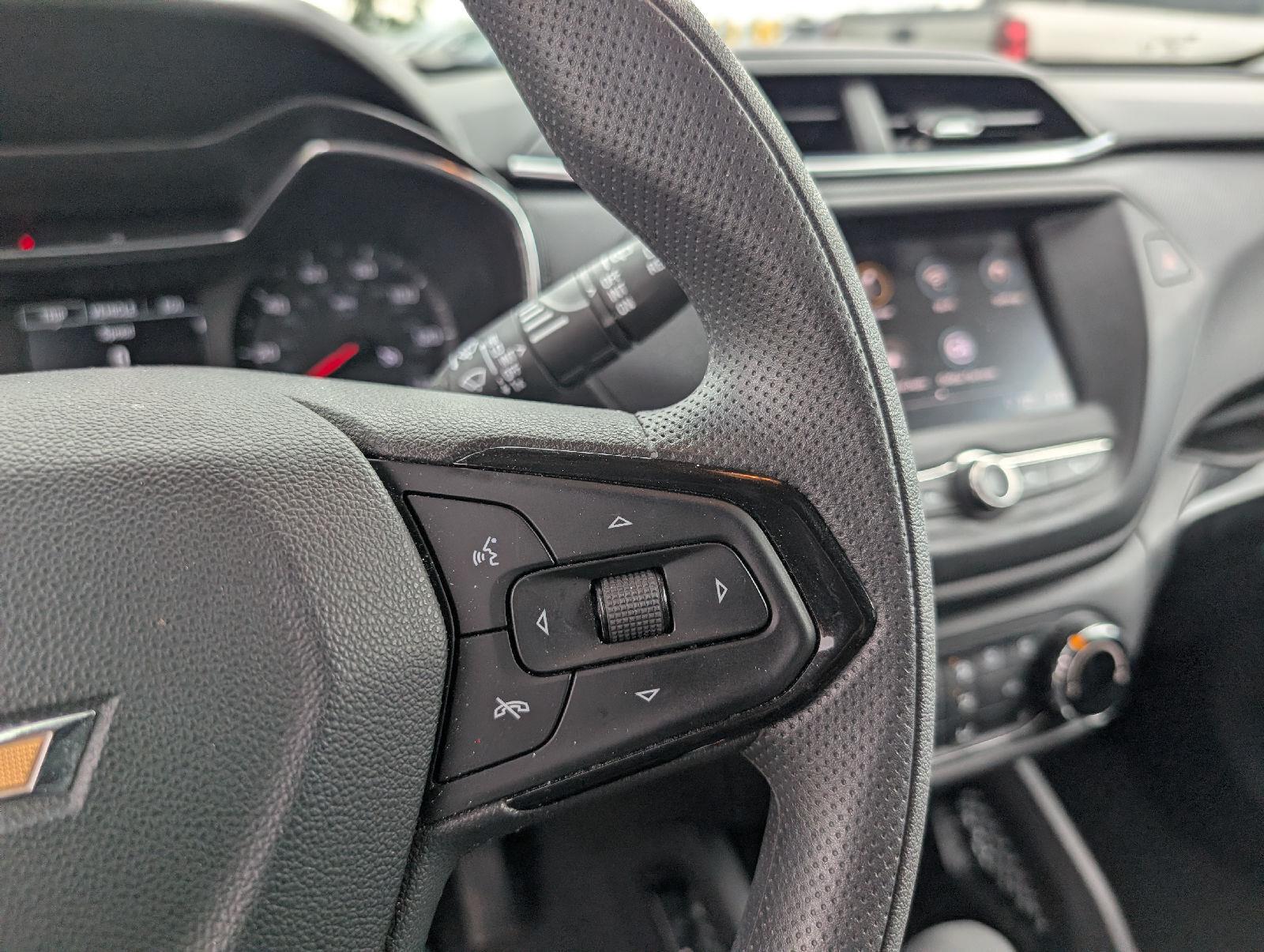 Used 2023 Summit White Chevrolet LT image 13