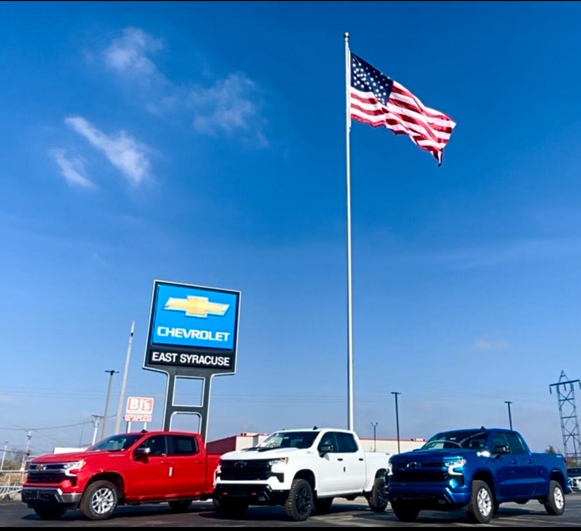 Used 2022 Blue Glow Metallic Chevrolet LT image 25