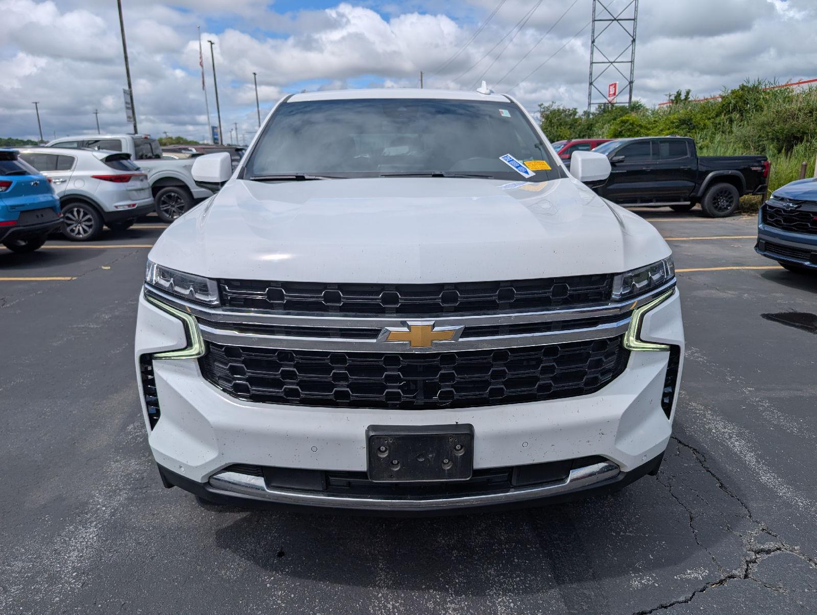 Used 2023 Summit White Chevrolet LS image 2
