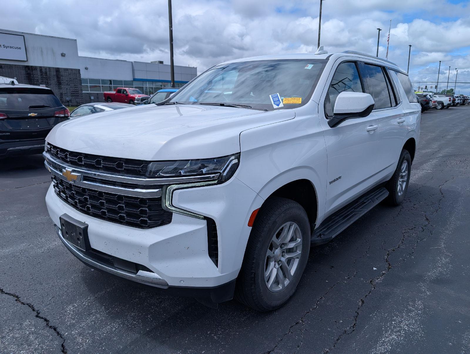 Used 2023 Summit White Chevrolet LS image 4
