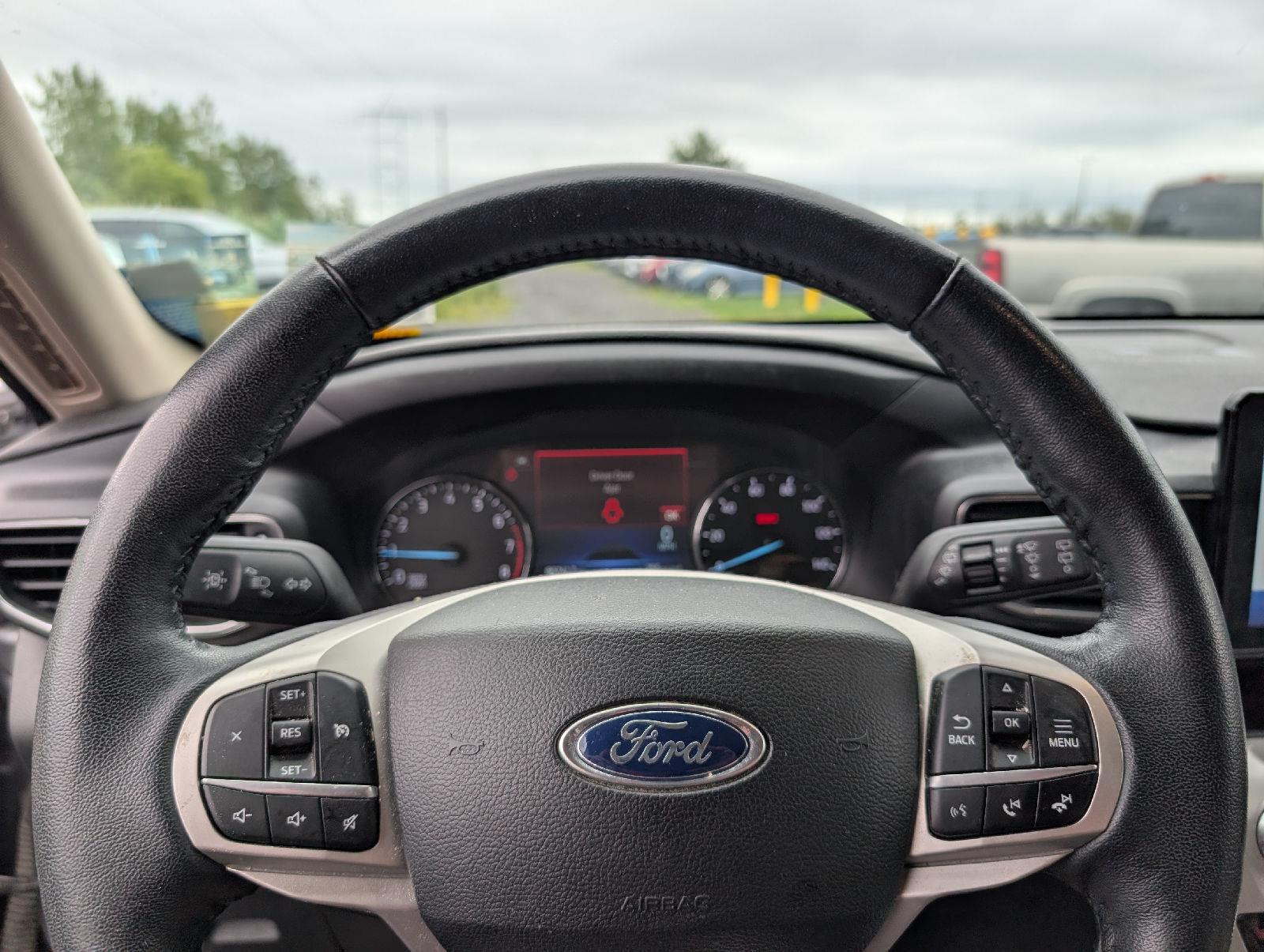 Used 2022 Carbonized Gray Ford XLT image 14