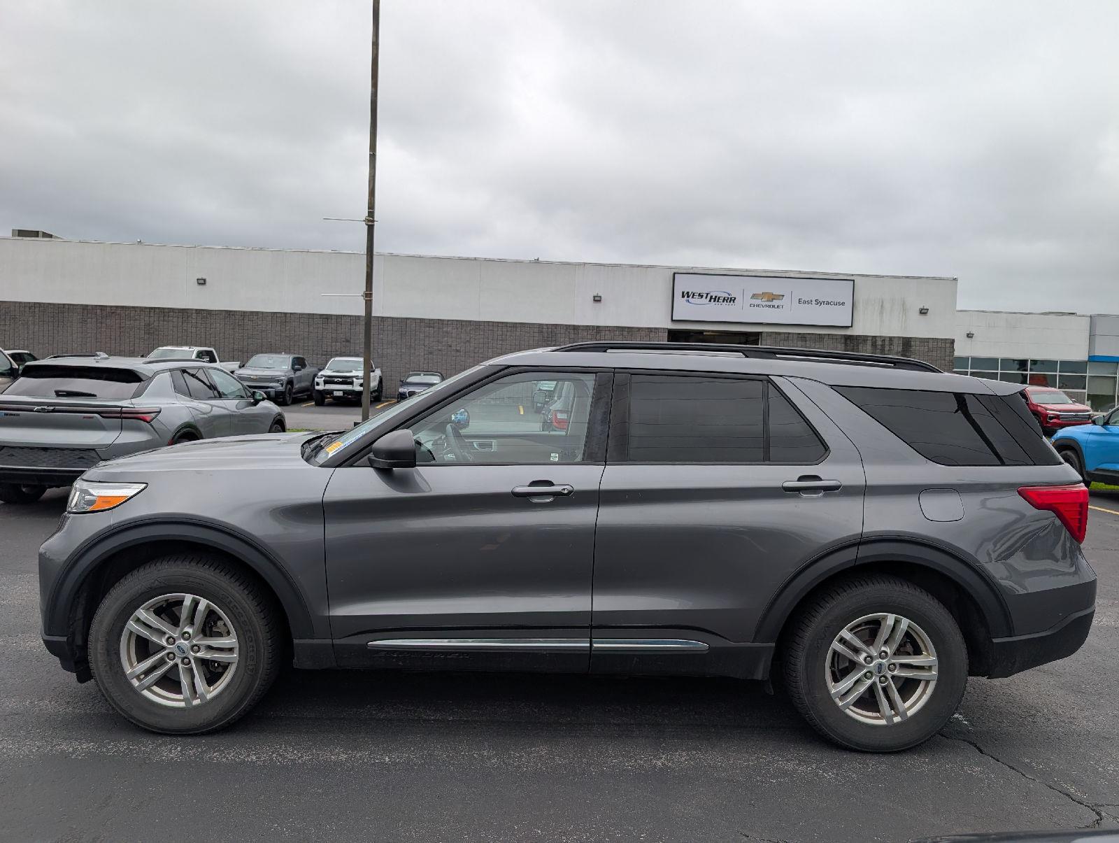 Used 2022 Carbonized Gray Ford XLT image 6