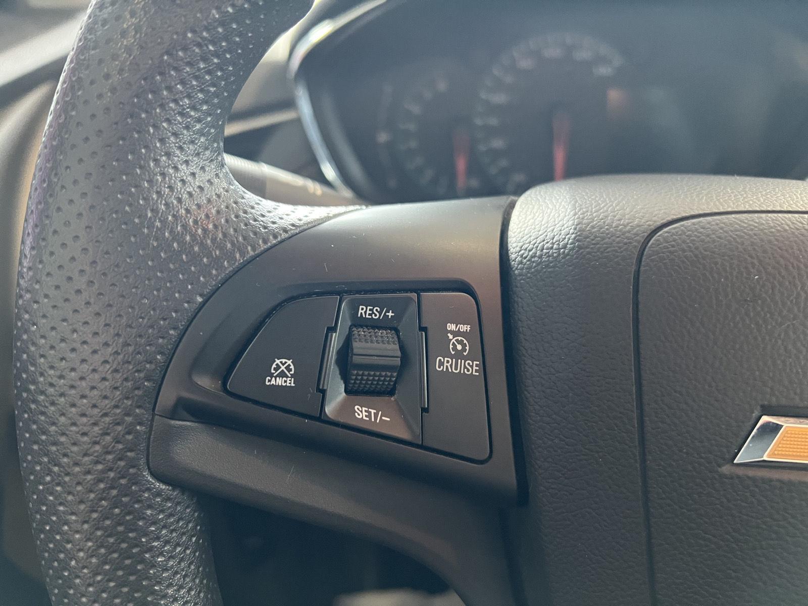 Used 2020 Summit White Chevrolet LS image 38