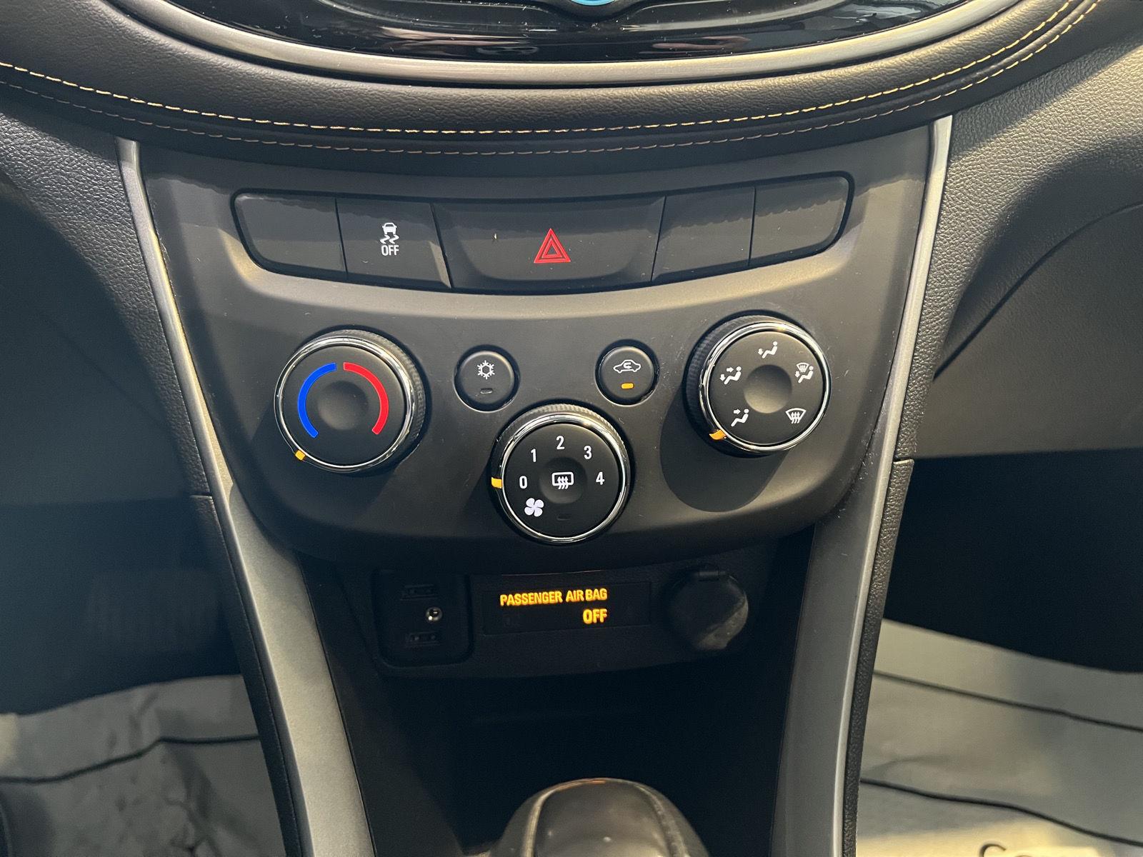 Used 2020 Summit White Chevrolet LS image 42