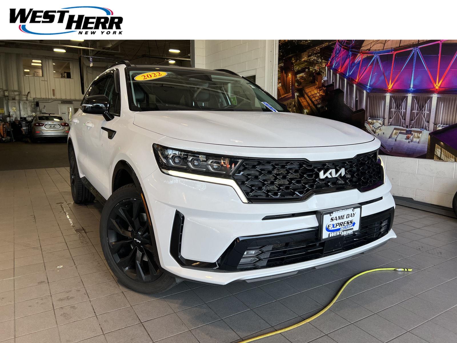 Glacial White Pearl 2022 Kia Sorento SUV / Crossover All-Wheel Drive 8-Speed Automatic