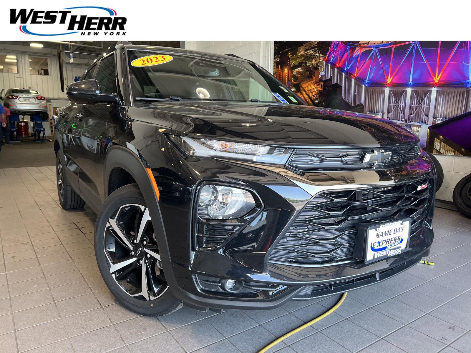 Mosaic Black Metallic 2023 Chevrolet Trailblazer SUV / Crossover Front-Wheel Drive Continuously Variable Transmission