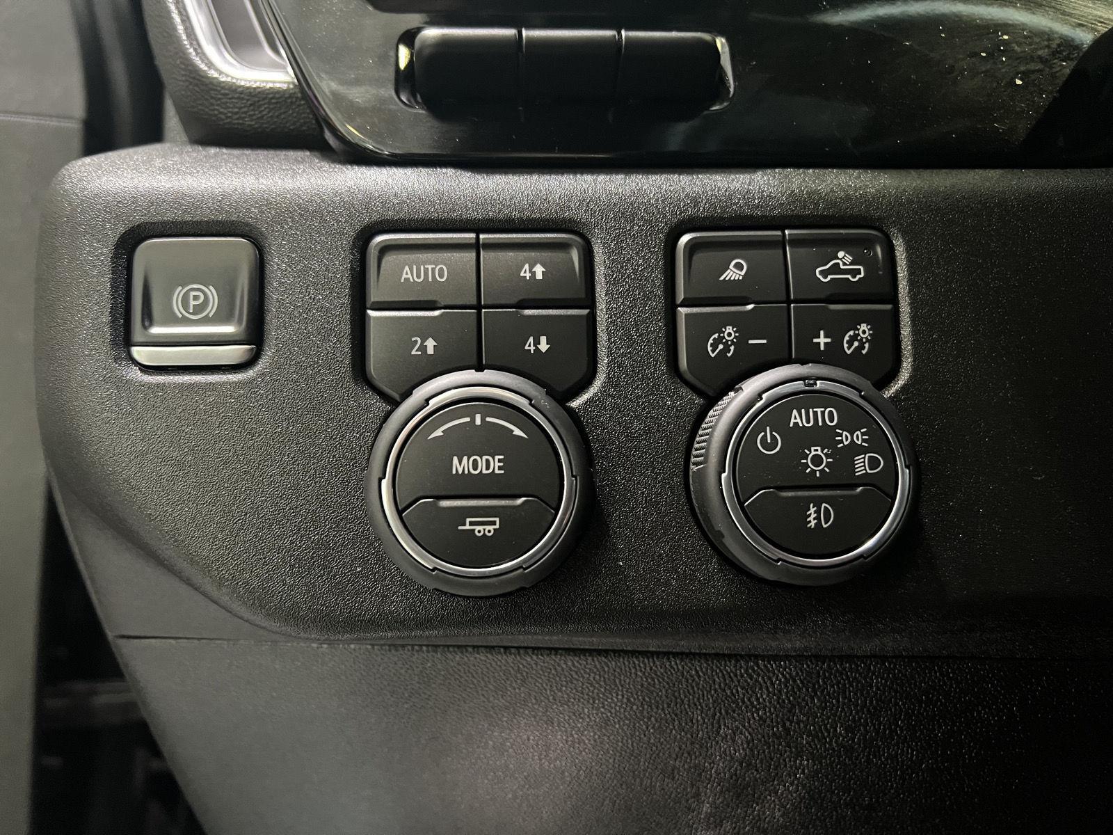 Used 2026 Black Chevrolet High Country image 12