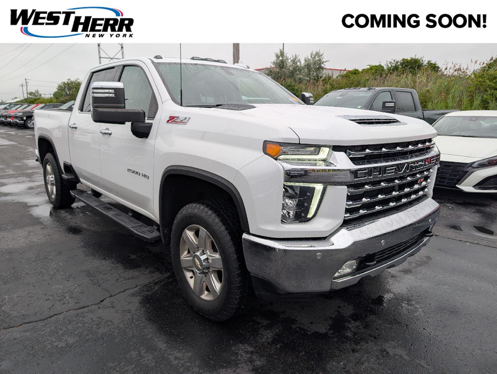 Summit White 2022 Chevrolet Silverado 2500HD Pickup Truck Four-Wheel Drive 6-Speed Automatic