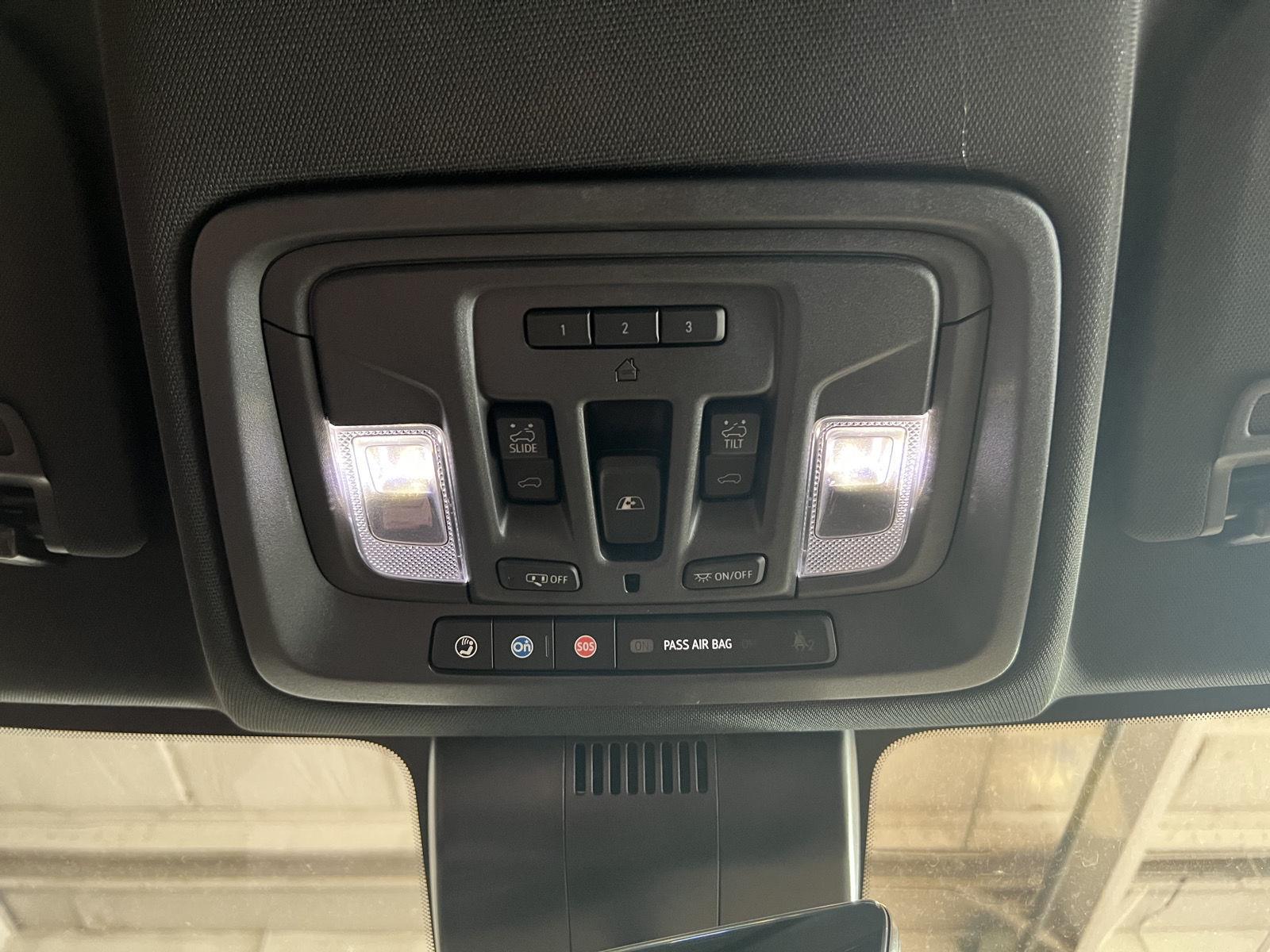 Used 2022 Glacier Blue Metallic Chevrolet ZR2 image 21