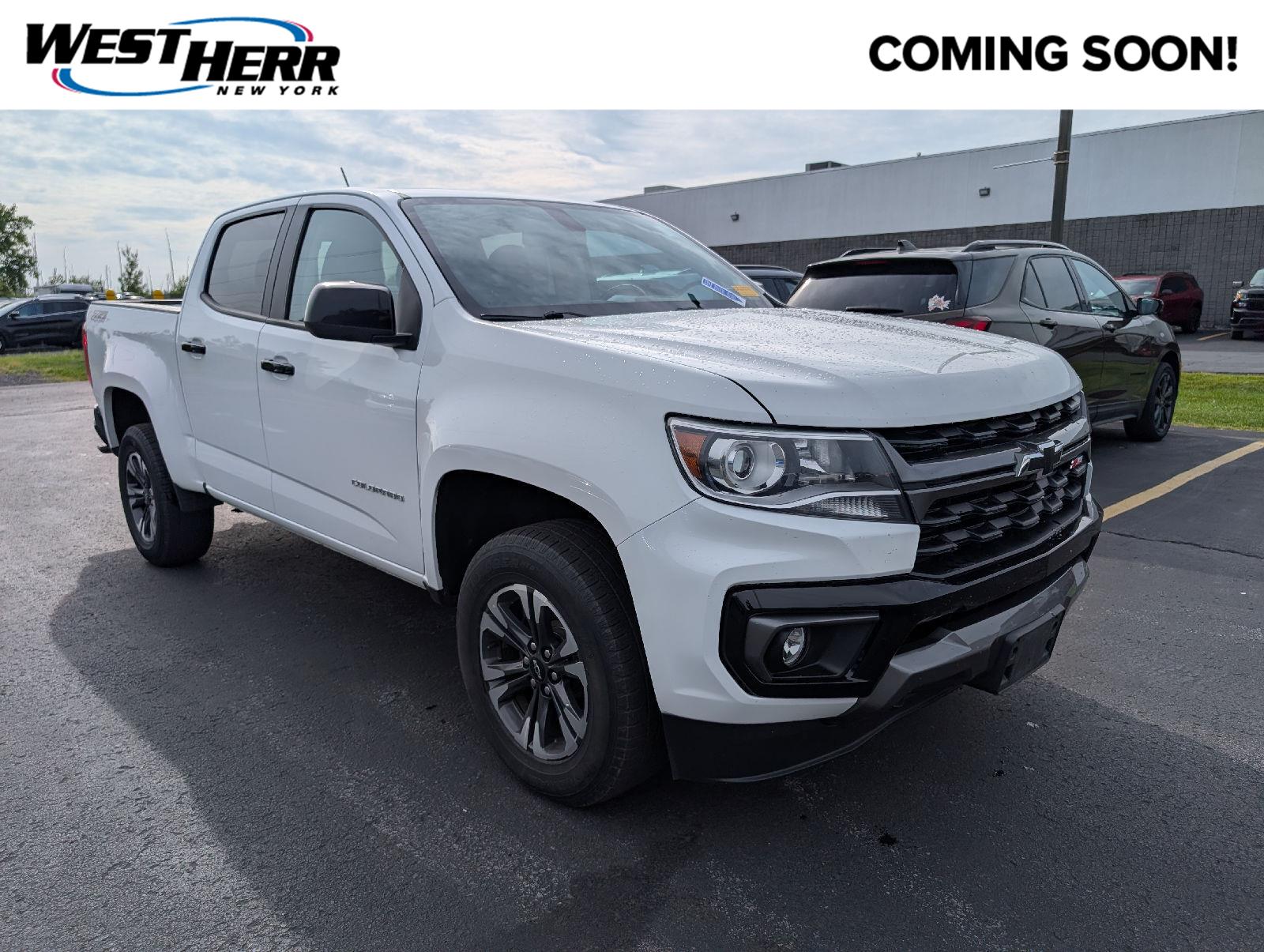 Summit White 2022 Chevrolet Colorado Pickup Truck Four-Wheel Drive 8-Speed Automatic