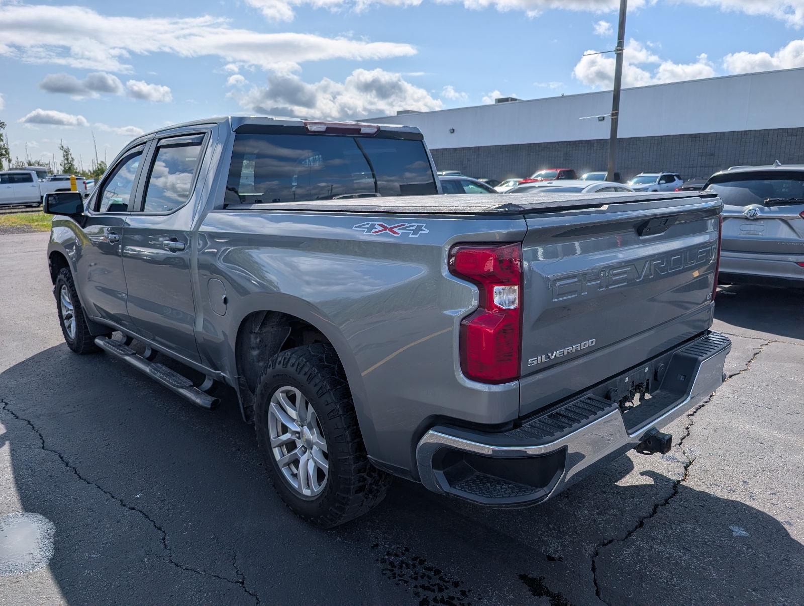 Used 2021 Satin Steel Metallic Chevrolet LT image 5