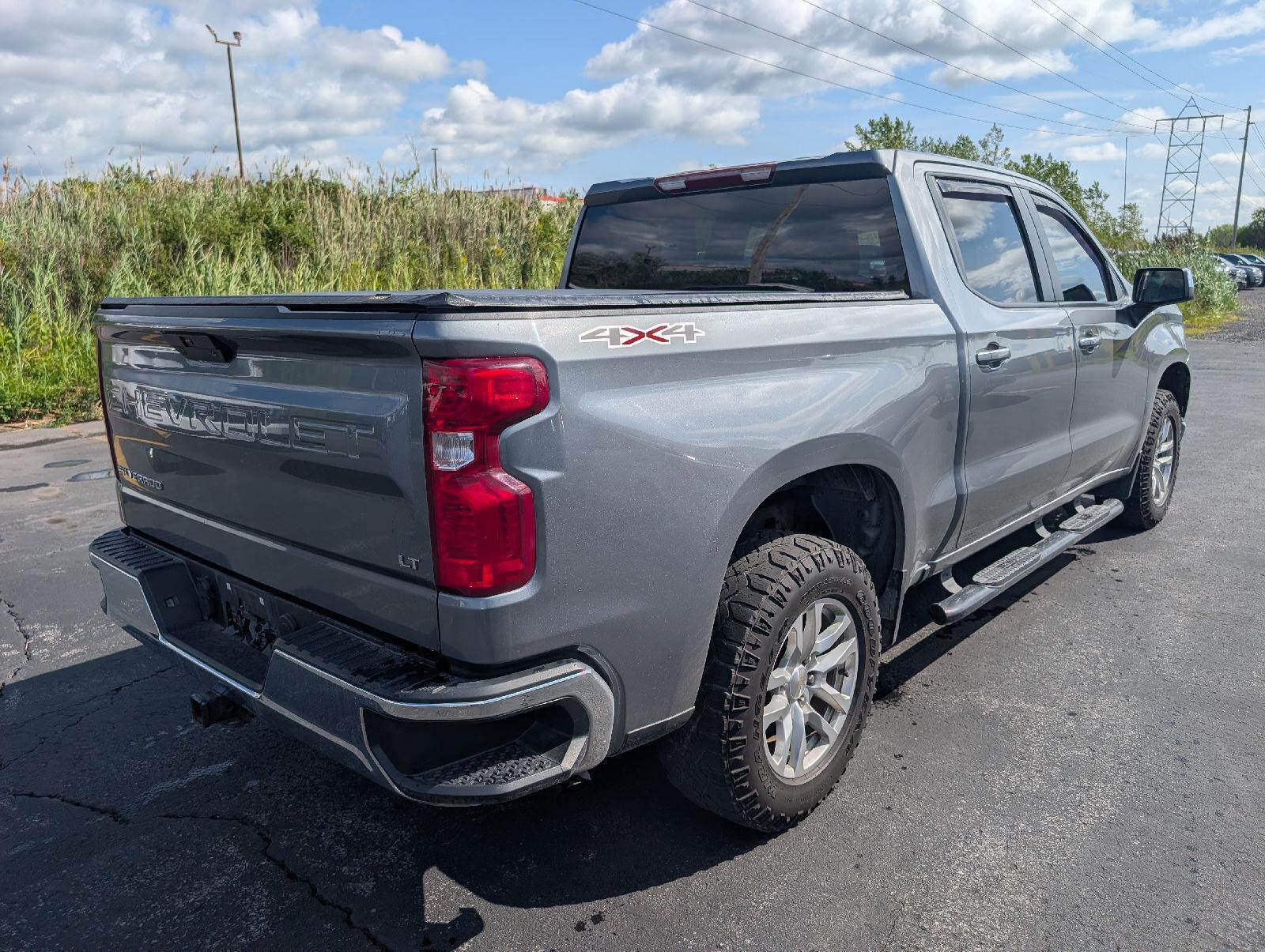 Used 2021 Satin Steel Metallic Chevrolet LT image 7