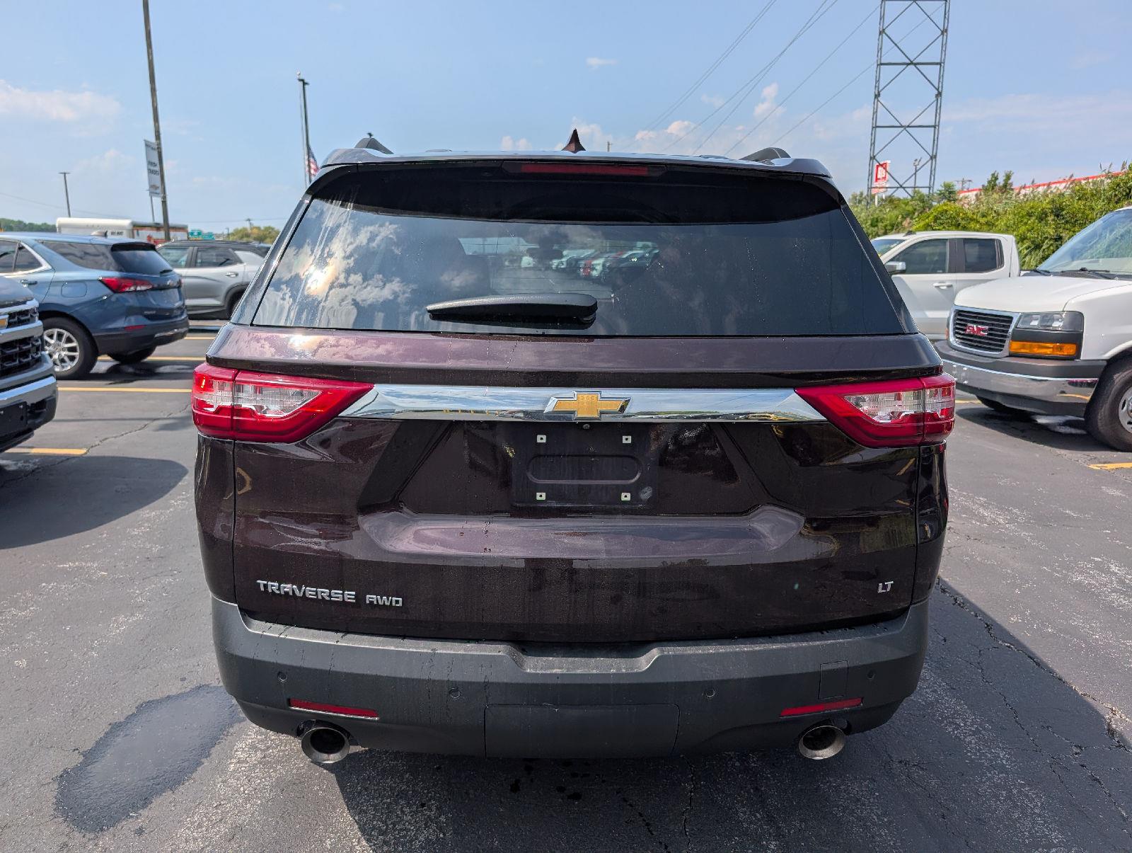 Used 2021 Black Cherry Metallic Chevrolet LT Cloth image 8