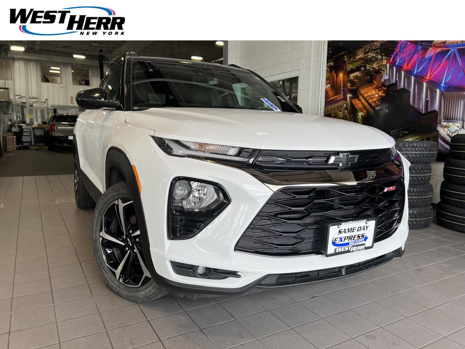 Summit White 2023 Chevrolet Trailblazer SUV / Crossover Front-Wheel Drive Continuously Variable Transmission